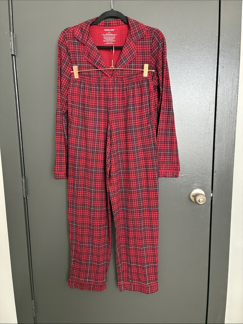 NWT Tommy John Red and Black Plaid Pajama Set Sz S
